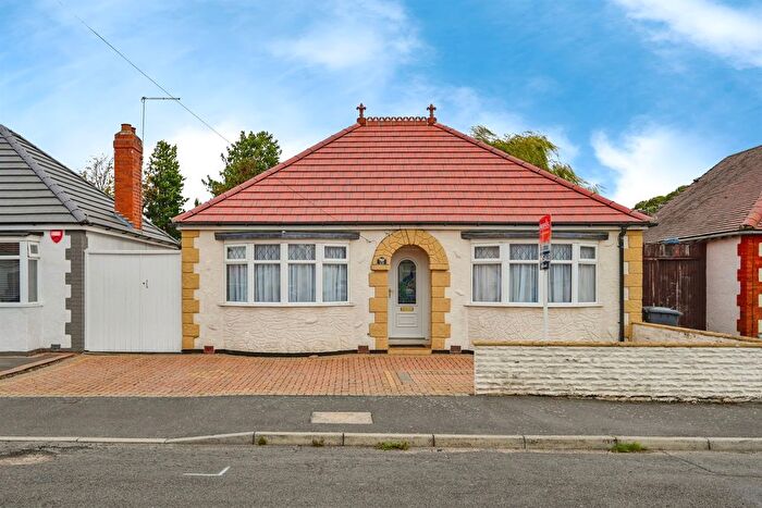 2 Bedroom Detached Bungalow For Sale In Chapman Avenue, Alvaston, Derby, DE24