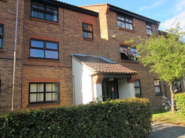 2 Bedroom Flat To Rent In Bransby Close, King's Lynn, PE30