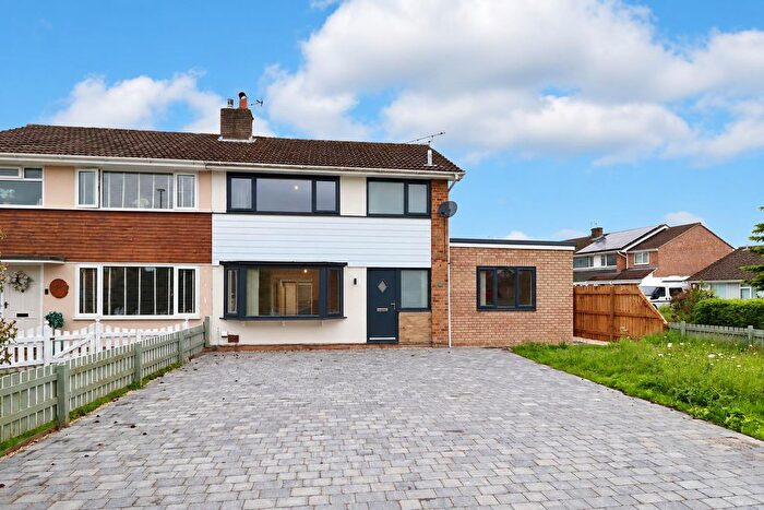 4 Bedroom Semi-Detached House For Sale In Beagle Ridge Drive, York, YO24