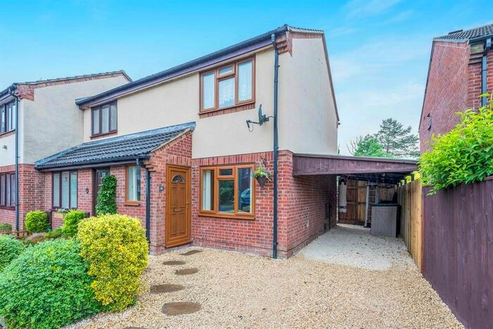 2 Bedroom Property To Rent In Wiltshire Way, Westbury, BA13