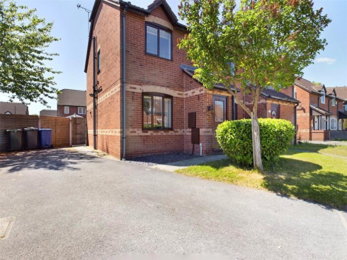 2 Bedroom End Of Terrace House To Rent In Lords Close, Edlington, Doncaster, South Yorkshire, DN12