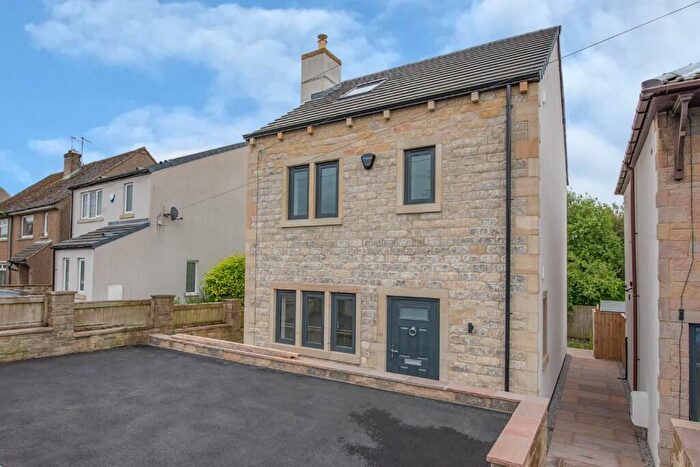 4 Bedroom Detached House To Rent In A Black Abbey Lane, Glusburn, BD20