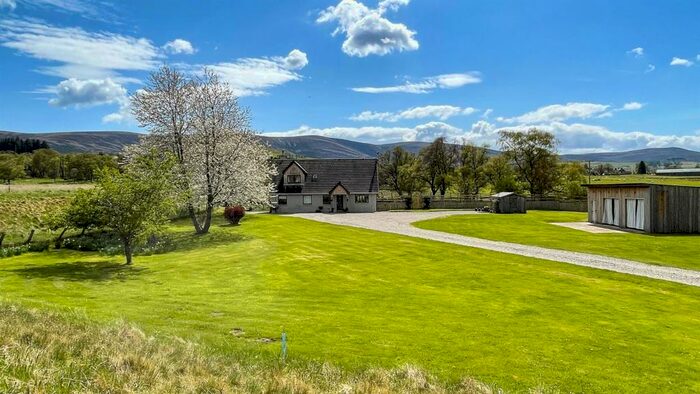 4 Bedroom Detached House For Sale In Cromdale, PH26