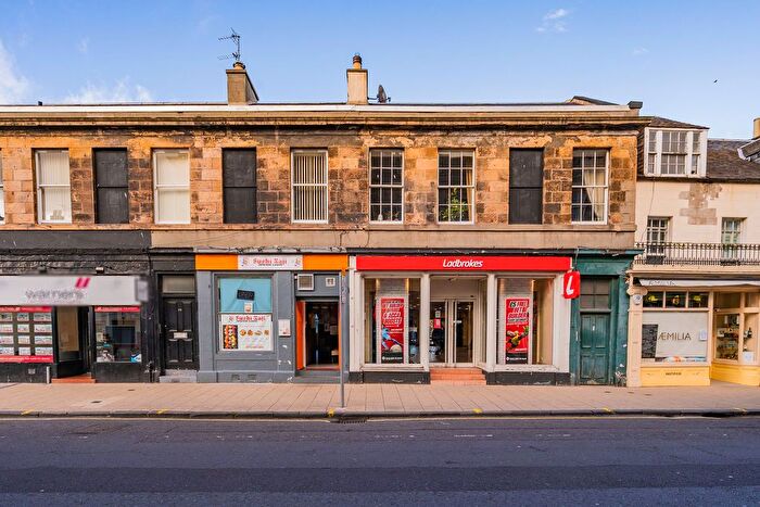 3 Bedroom Flat For Sale In / Portobello High Street, Portobello, Edinburgh, EH15