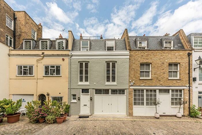 4 Bedroom Property To Rent In Princes Mews, Princes Mews, W2