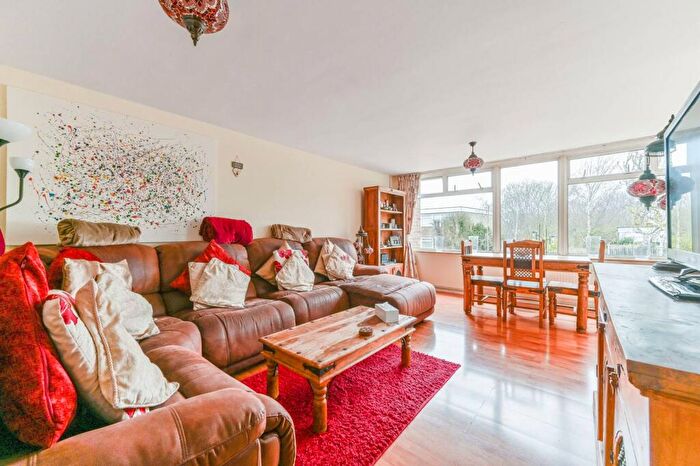 4 Bedroom Terraced House For Sale In White Lodge, Upper Norwood, London, SE19