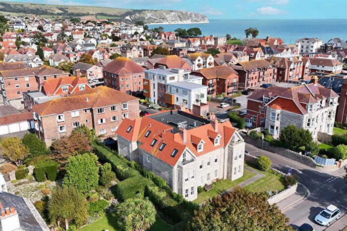2 Bedroom Penthouse For Sale In Gilbert Road, Swanage, BH19