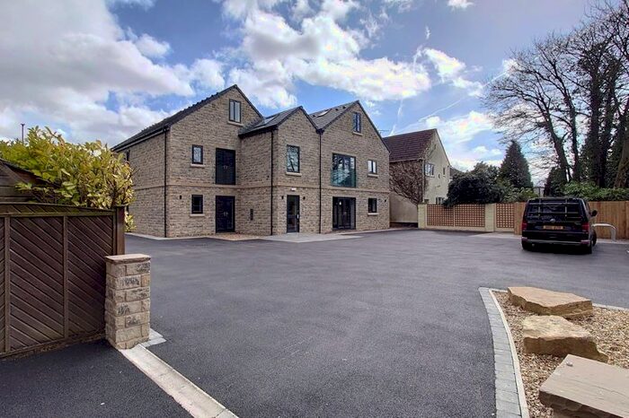 2 Bedroom Flat To Rent In Lime Pit Lane, Stanley, Wakefield, WF3