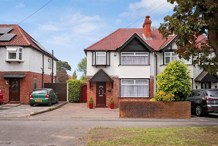 3 Bedroom Semi-Detached House For Sale In Ridge Road, Sutton, SM3