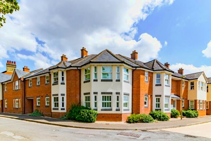 2 Bedroom Apartment To Rent In Priory Road, Bicester, OX26