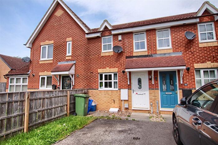 2 Bedroom Property For Sale In Broomlee Close, Ingleby Barwick, TS17