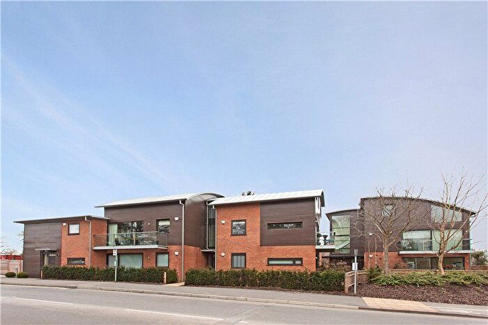 2 Bedroom Flat To Rent In Henley Gate, Reading Road, Henley-On-Thames, Oxfordshire, RG9