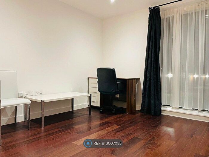 1 Bedroom Flat To Rent In Baquba, London, SE13