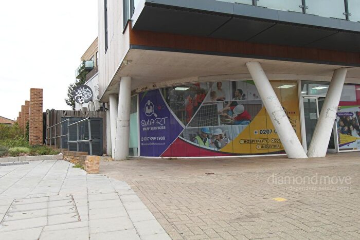 Retail Premises To Rent In - London Road, Hounslow, TW3