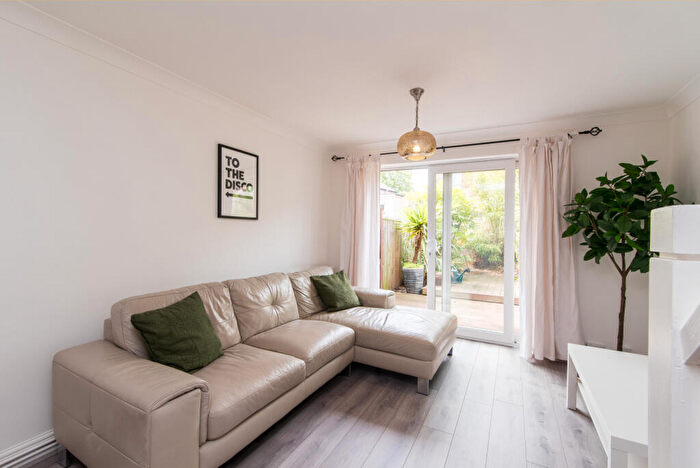 2 Bedroom Terraced House To Rent In Harley Street, Lenton, Nottingham, NG7