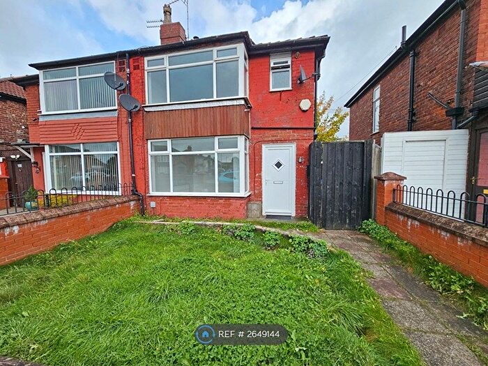 3 Bedroom Semi-Detached House To Rent In Kenyon Lane, Manchester, M40
