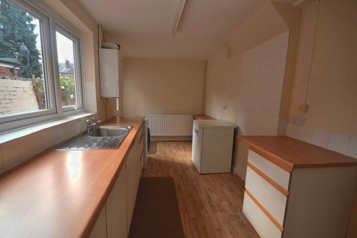 3 Bedroom Terraced House To Rent In Blenheim Road, Reading, RG1