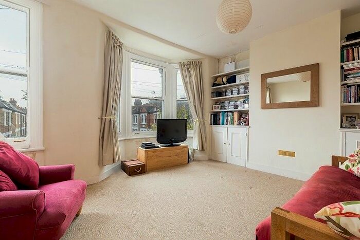1 Bedroom Flat To Rent In Cecil Road, Wimbledon, SW19