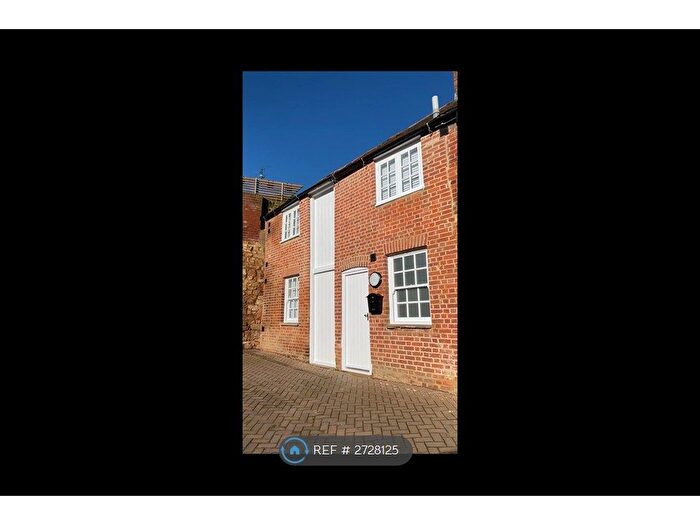 1 Bedroom Terraced House To Rent In Well St, Buckingham, MK18