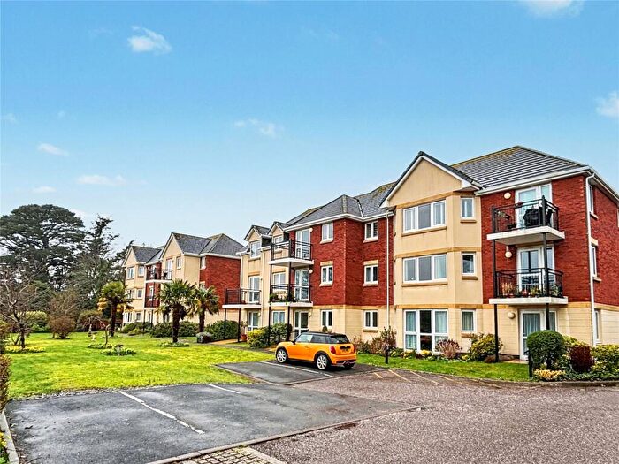 2 Bedroom Flat For Sale In Salterton Road, Exmouth, Devon, EX8