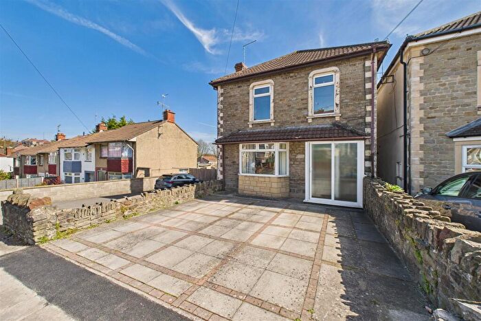 3 Bedroom Detached House For Sale In Detached | Updating | Kingswood, BS15