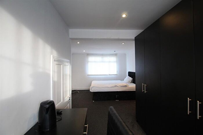 5 Bedroom Property To Rent In Ormesby Bank, Ormesby, Middlesbrough, TS7