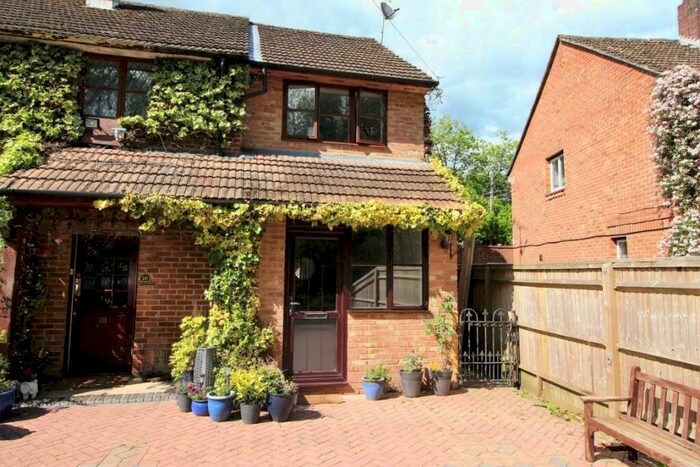 1 Bedroom House For Sale In Tenaplas Drive, Upper Basildon, RG8