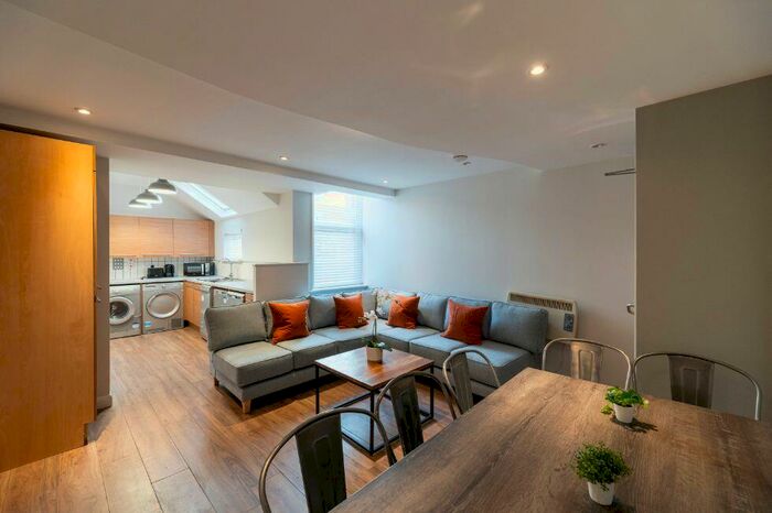 7 Bedroom Terraced House To Rent In Forsyth Road, Newcastle, NE2