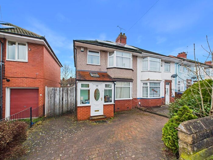 3 Bedroom Semi Detached House For Sale In Cliffe House Road, Sheffield, S5