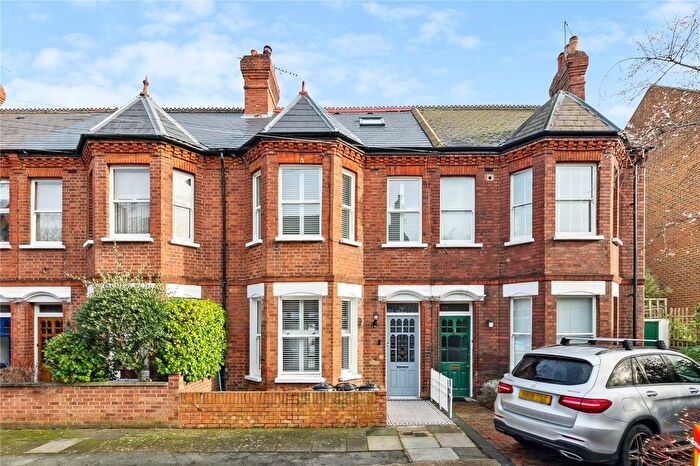 6 Bedroom Terraced House To Rent In Salisbury Road, Richmond, TW9