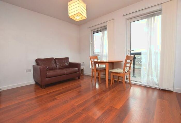 1 Bedroom Apartment To Rent In , Upper Allen Street, S3