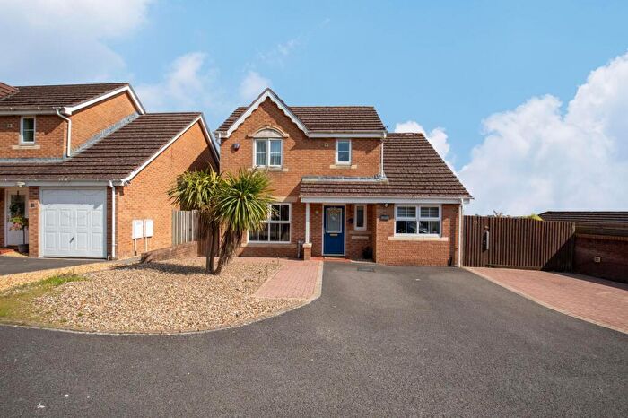 3 Bedroom Detached House For Sale In Afal Sur, Barry, CF63