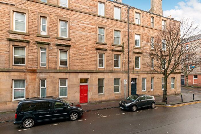 2 Bedroom Flat To Rent In Brunswick Road, Leith, Edinburgh, EH7