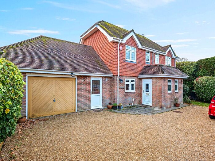4 Bedroom Detached House For Sale In The Rise, Brockenhurst, SO42