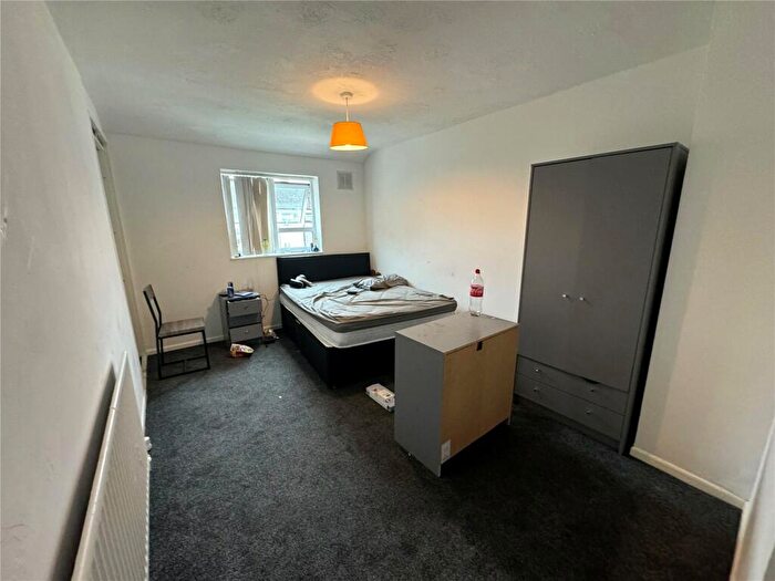 3 Bedroom Terraced House For Sale In Upper Park, Coventry, West Midlands, CV3