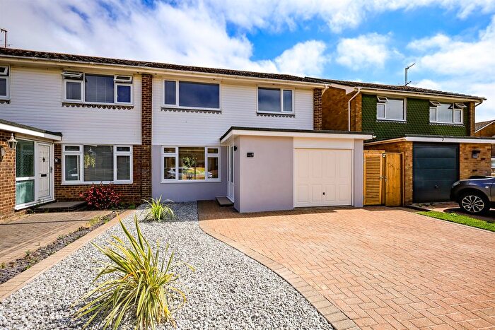 3 Bedroom Semi-detached House For Sale In Barn Rise, Seaford, BN25