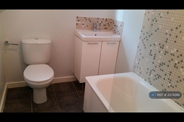 2 Bedroom Flat To Rent In Montenotte Road, London, N8