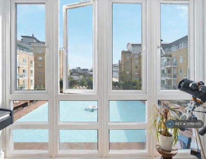 3 Bedroom Flat To Rent In St. Davids Square, London, E14