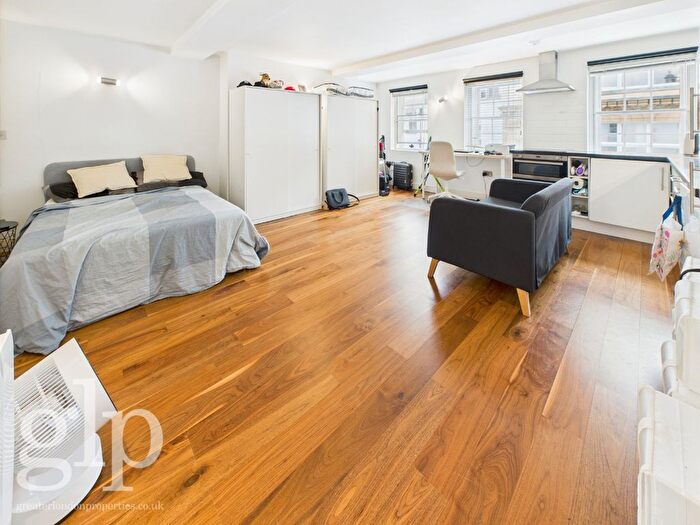 Studio To Rent In Berwick Street, London, Greater London, Soho, W1F