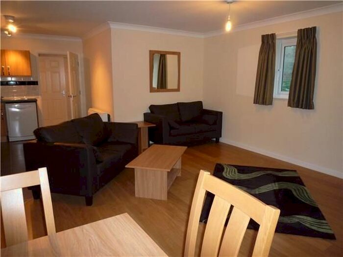 2 Bedroom Flat To Rent In Abbeyfields, Fletton Avenue, Peterborough PE2