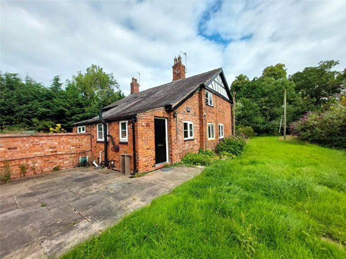 3 Bedroom Semi-Detached House To Rent In Bostock, Middlewich, Cheshire, CW10