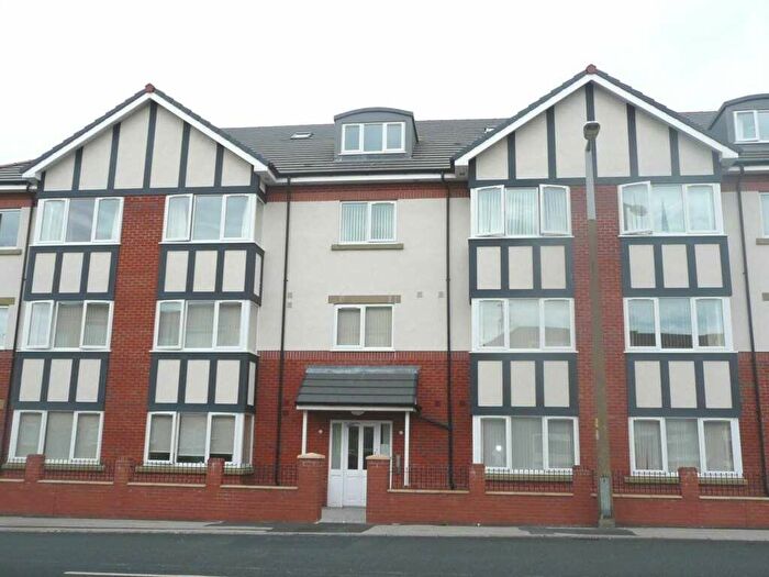 2 Bedroom Flat To Rent In The Park, Blackpool, FY4
