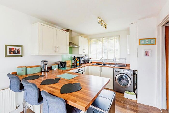 3 Bedroom Terraced House For Sale In Flaxwell Court, Northampton, Northamptonshire, NN3