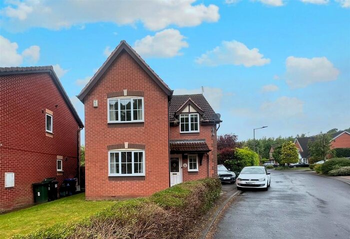 4 Bedroom Detached House To Rent In Linton Close, Bawtry, Doncaster, DN10