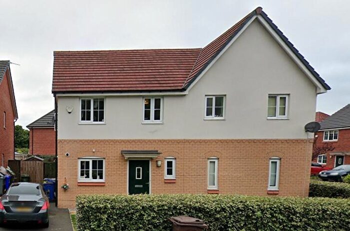 3 Bedroom Semi-Detached House To Rent In Colmore Drive, Greater Manchester, M9