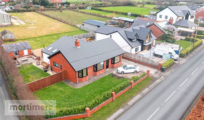 4 Bedroom Bungalow For Sale In Homefield, Chain House Lane, Whitestake, PR4