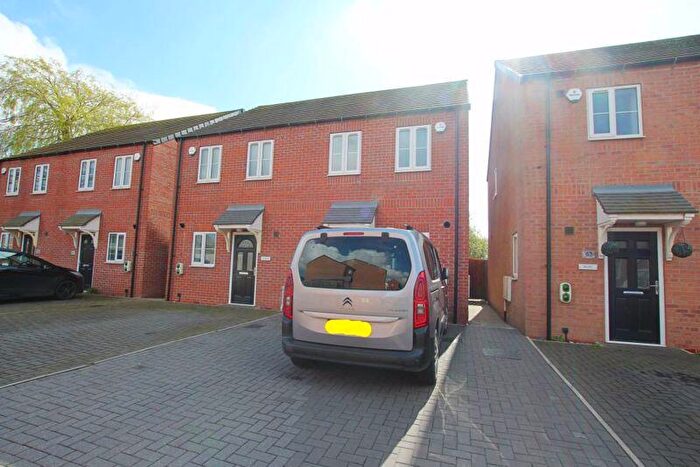 2 Bedroom Semi-Detached House To Rent In Waterworks Street, Immingham, DN40