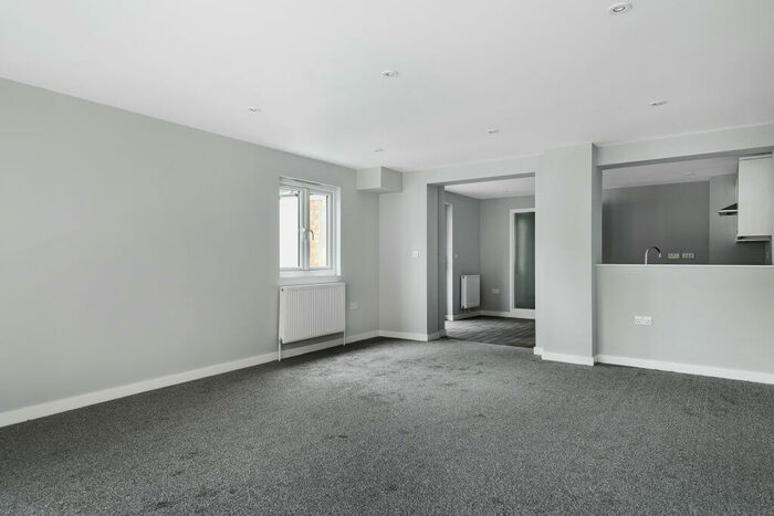 2 Bedroom Apartment To Rent In High Street, Orpington, BR6