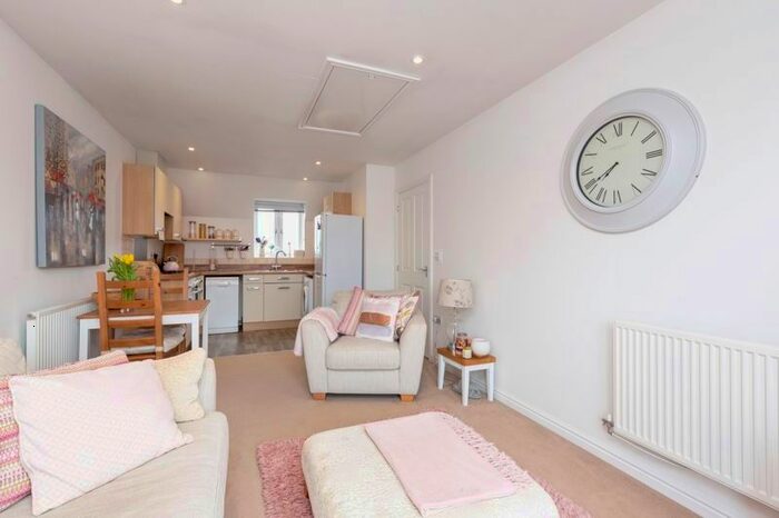 2 Bedroom Flat For Sale In New Caravan Site, Salisbury Road, Shaftesbury, SP7
