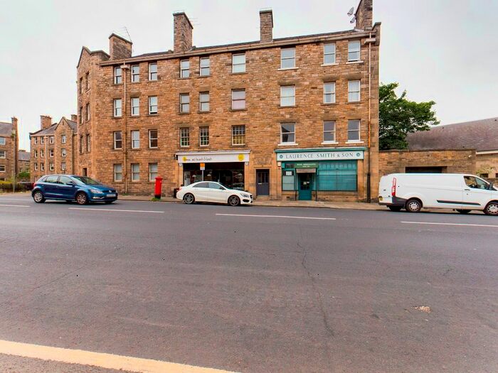 2 Bedroom Flat To Rent In The Pleasance, Old Town, Edinburgh, EH8